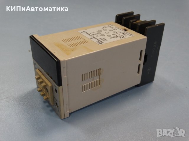 Термоконтролер OMRON E5 C4, снимка 2 - Резервни части за машини - 34451356