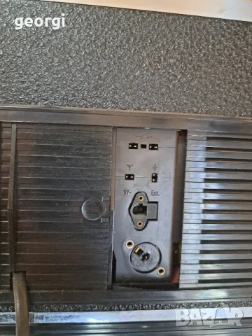 ретро радио касетон Grundig C 4000 automatic , снимка 13 - Радиокасетофони, транзистори - 49071806