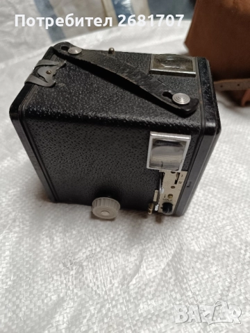 фотоапарат Kodak Six-20 Brownie , снимка 3 - Фотоапарати - 52458222
