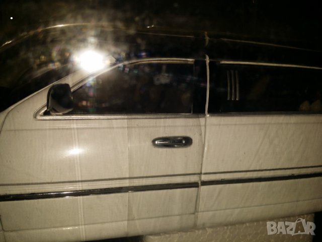 Lincolwn Town Car Limuosine . 1.18.Здравейте продава се модела от  снимките 1.18 Мащаб., снимка 2 - Колекции - 34604103