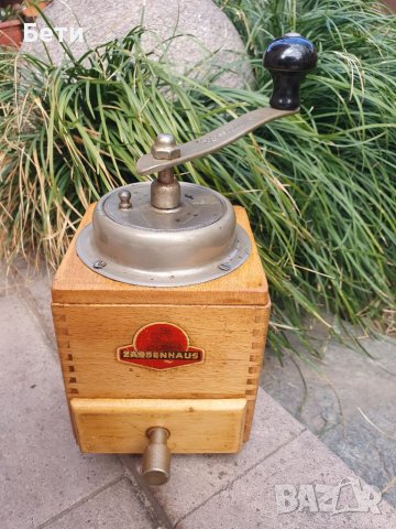 Старинни мелничики за кафе , снимка 5 - Колекции - 40228551