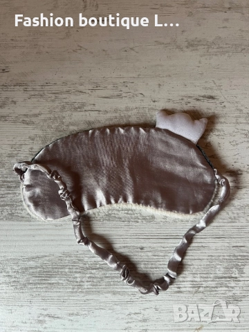 Маска за очите за сън сатен отвътре и пухена отпред със сладко пингвинче с коронка ❤️, снимка 2 - Други - 52431225