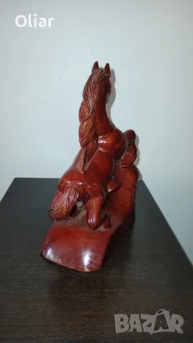 Много красива статуетка на кон от дърво., снимка 3 - Декорация за дома - 48466796