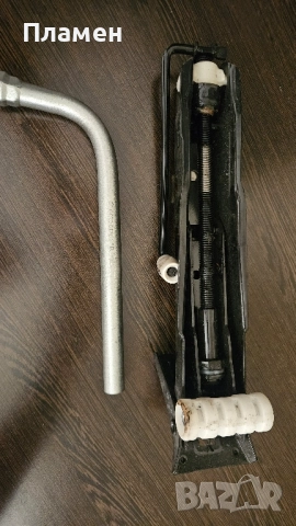 Крик + ключ Ауди , снимка 2 - Аксесоари и консумативи - 51775880