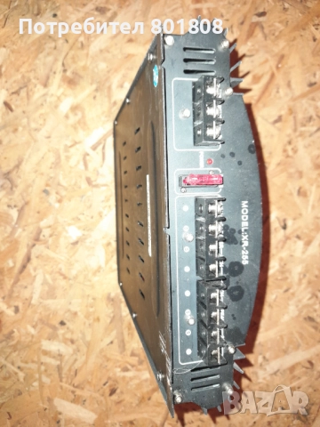 Аудио усилвател, снимка 2 - Ресийвъри, усилватели, смесителни пултове - 52859928