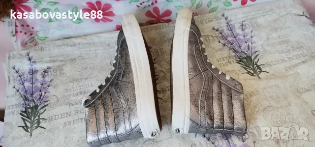 Кецове Vans off the wall 39 н. , снимка 8 - Кецове - 47412481