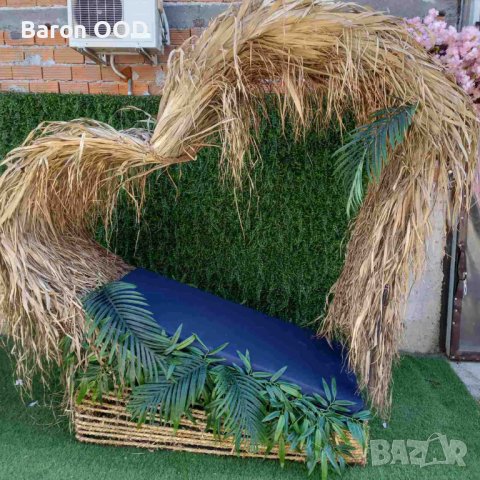 Декоративна арка от палмови листа и изкуствени растения , снимка 2 - Изкуствени цветя - 42232294