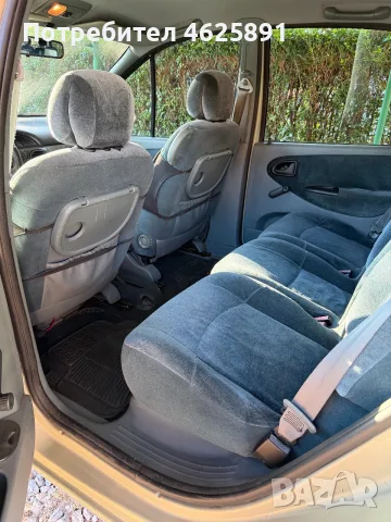 Renault Scenic 1.6, снимка 7 - Автомобили и джипове - 55974060