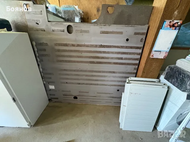 Под за товарно отделение - VW Crafter Maxi, снимка 2 - Части - 49311993