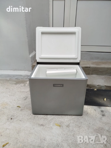 Хладилник Dometic на 12*220 V- gaz -41 литра, снимка 16 - Хладилни чанти - 52814249