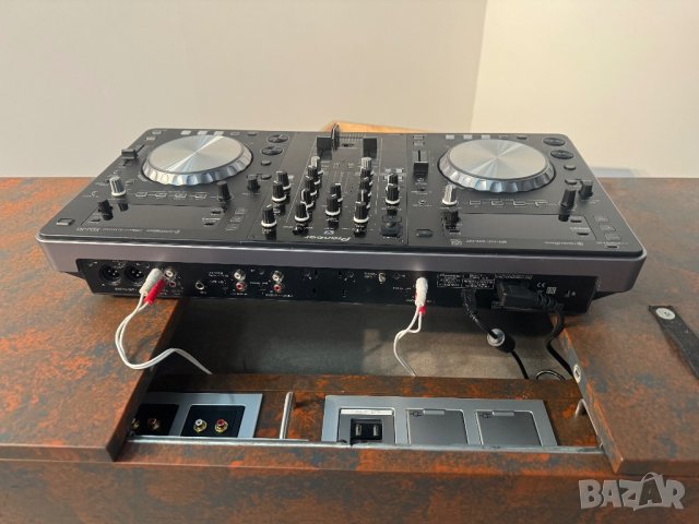 DJ пулт с Pioneer XDJ- R1 конзола и пушек машина MAGNUM 850, снимка 12 - Ресийвъри, усилватели, смесителни пултове - 44439008