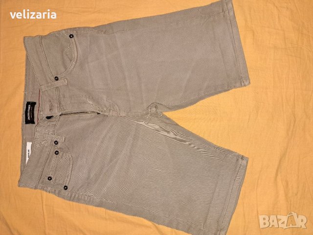 Къси панталони Jack and Jones XS, снимка 1 - Детски къси панталони - 41408183