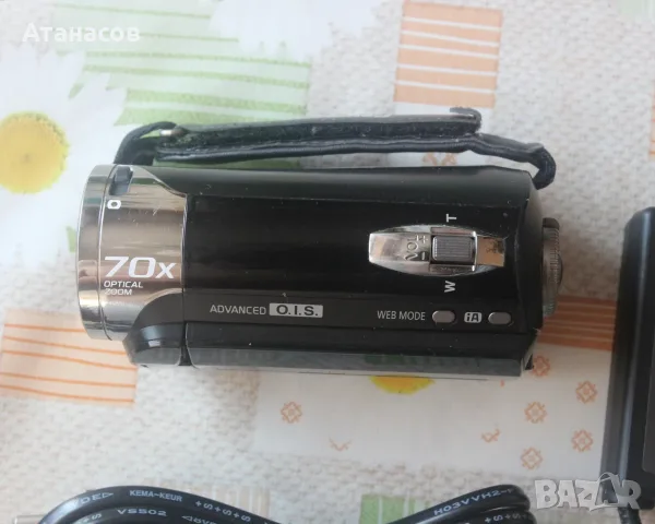 Малка видеокамера Panasonic SDR-S26, снимка 3 - Камери - 55795940