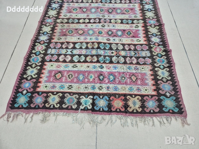 Стар Чипровски килим, снимка 2 - Антикварни и старинни предмети - 51865762