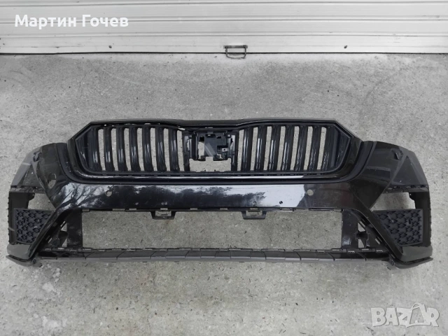 Sкoda Octavia IV 4 VRS предна броня. Оригинална, снимка 2 - Аксесоари и консумативи - 53479557