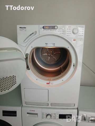 Сушилня Miele T7944C Edition 111, барабан "Пчелна пита",7 kg , снимка 2 - Сушилни - 53236969