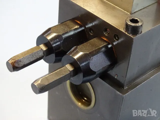 Хидравличен клапан Hoerbiger Hydraulik SK90526.2A hydraulic valve 12V, снимка 13 - Резервни части за машини - 49771545