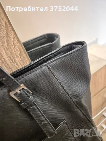 Guess оригинална голяма чанта, снимка 4 - Чанти - 56334930