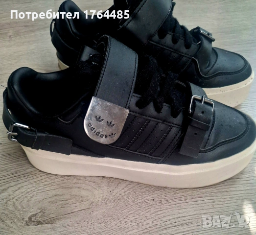 Сникърси Adidas , снимка 2 - Маратонки - 53530892