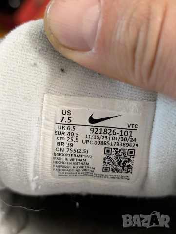 МАРАТОНКИ NIKE AIR MAX 97 номер 40,5 оригинални , снимка 3 - Маратонки - 53700043