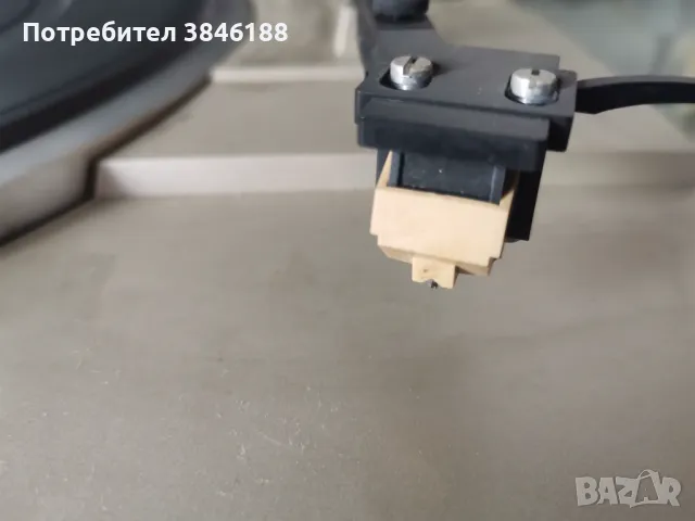 Hitachi HT-20S Turntable, снимка 4 - Грамофони - 47297776