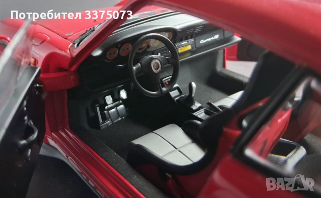 Porsche 911 Carrera RS 993 1/18 UT model , снимка 10 - Колекции - 52499568