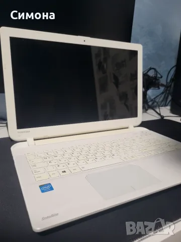Лаптоп Toshiba.