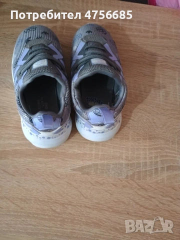 Детски маратонки Adidas 27, снимка 4 - Детски маратонки - 53731820