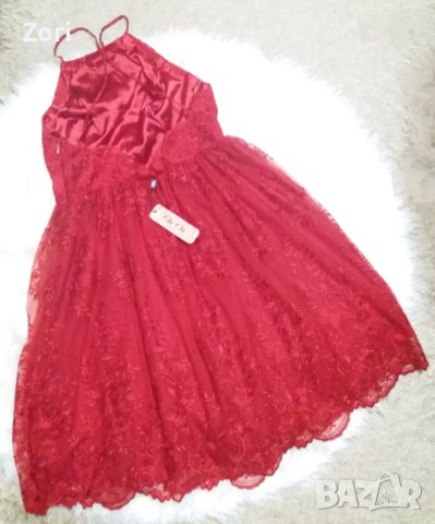 РАЗКОШНА червена рокля с дантела и отворен гръб, снимка 5 - Рокли - 41448482