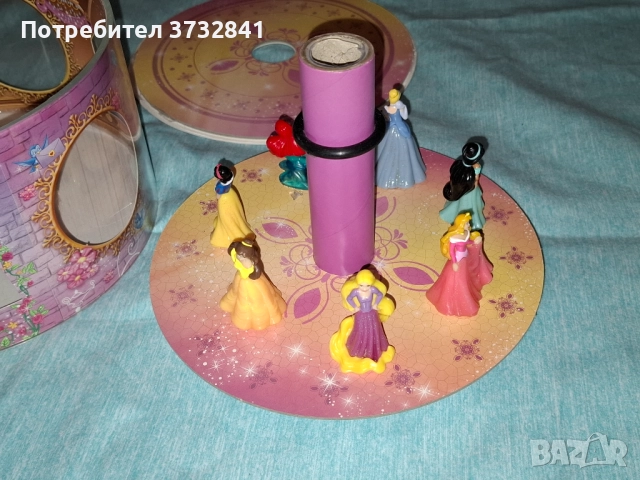 Киндер принцеси диорама от 2014 година kinder , снимка 3 - Колекции - 52514537