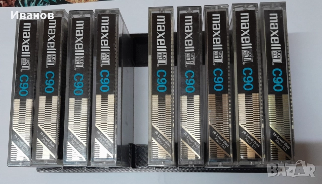 Стойки за аудио касети