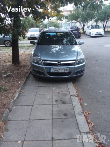 Опел Астра Х, снимка 2 - Автомобили и джипове - 50936029