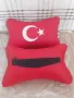 Продавам червени кожени възглавнички за седалка на автомобил с бродерия турското знаме , снимка 6