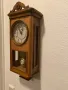 J. Schrenk Немски Стенен часовник с махало и батерии , снимка 2