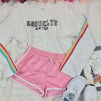 Комплект къси розови панталонки и кроп блуза, снимка 2 - Детски комплекти - 40921480