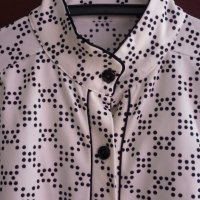 Дамска блуза М-Л, снимка 3 - Блузи с дълъг ръкав и пуловери - 39090512