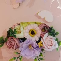 Разкошна розова кошница със тринайсет нежни сапунени цветя страхотен подарък , снимка 5 - Подаръци за жени - 40951016