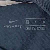 Nike DRI-FIT оригинална тениска S Найк спортна фланелка фитнес , снимка 4 - Спортни дрехи, екипи - 40465886