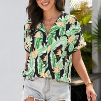 Дамска риза с къс ръкав и тропически принт, снимка 1 - Ризи - 40518141