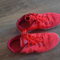Дамски маратонки Nike, снимка 2 - Маратонки - 34024061