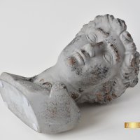 Декоративна кашпа скулптура / Градинска кашпа с формата на мъжки бюст, снимка 7 - Саксии и кашпи - 40513103