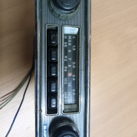 Авто ретро радио , снимка 9 - Радиокасетофони, транзистори - 44682915