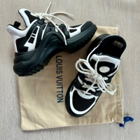 Спортни Обувки Louis Vuitton / Маратонки , снимка 1 - Маратонки - 44742067