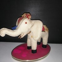 Сувенир слон от кожа, снимка 4 - Статуетки - 40191987