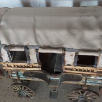 Стар макет на стара уестърн закрита каруца''Old Covered Wagon'', снимка 10 - Антикварни и старинни предмети - 41625640