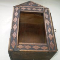 Стара кутия за часовник с интарзия, снимка 3 - Други ценни предмети - 41842943