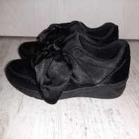 Нови черни сатенени обувки с панделка, снимка 5 - Дамски ежедневни обувки - 42480190