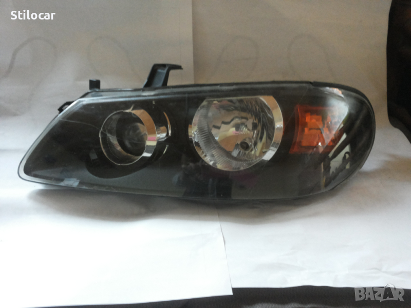 Фар Nissan Almera N16 03г ляв, снимка 1