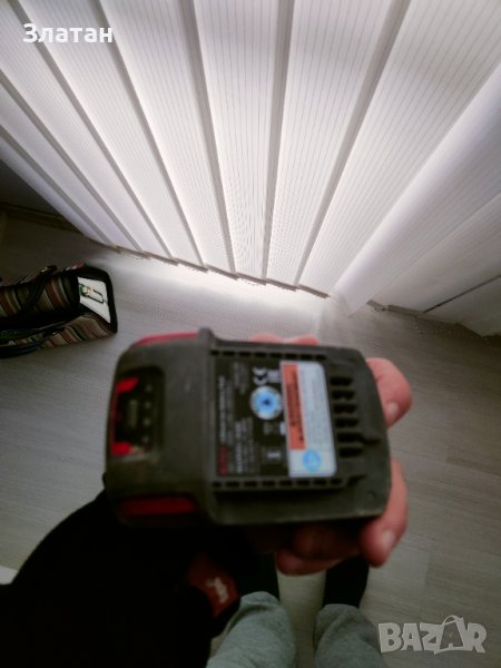 Продавам батерия 20 волта Ингерсол Ранд , снимка 1
