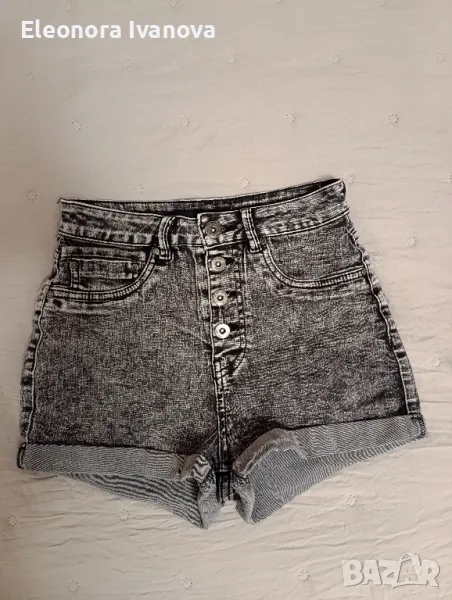 Дънкови панталонки в размер С, снимка 1